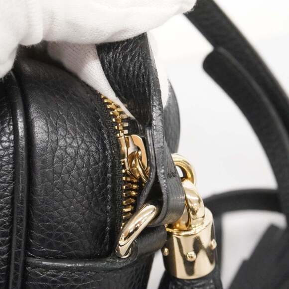 GUCCI Black Leather Shoulder Bag - Picture 10 of 13